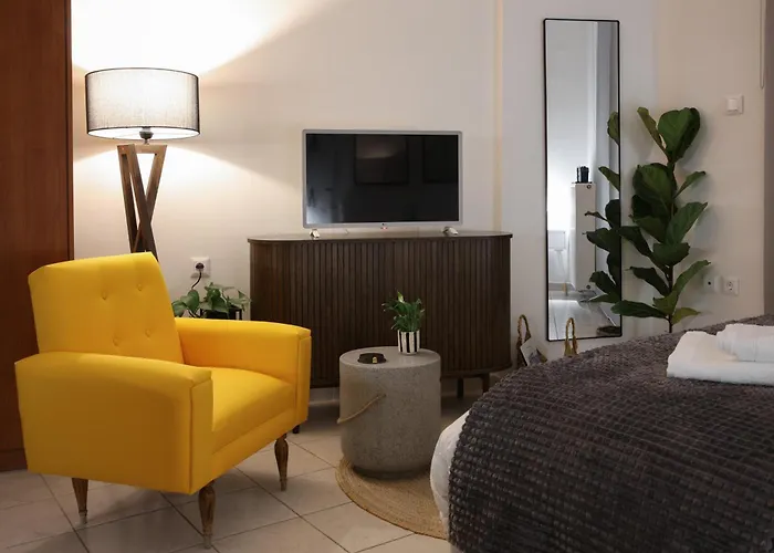 Happy Place # 1 * Volos